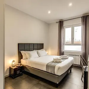 Floor 6 3* Roma
